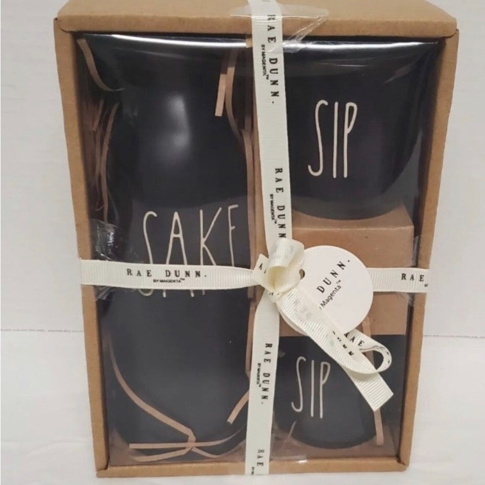 Rae Dunn SAKE Set (SAKE AND SIP Black)